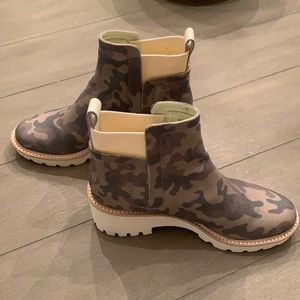 Dolce Vita Huey Canvas Camo Lug Sole Bootie